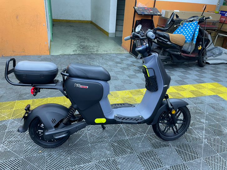 小米九号b110p顶配版！32a得电池，能...