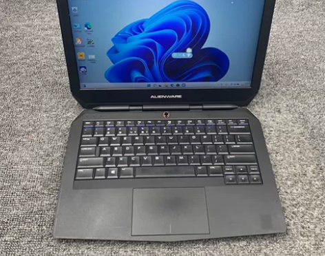 9成新alienware 外星人 13 非...