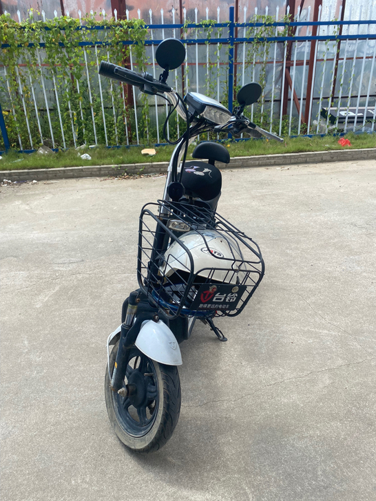 台铃电动车48v大电池。九成新，动力好。喜...