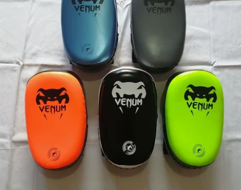 清库存拳击手靶毒液拳靶脚靶 搏击靶子 跆拳...