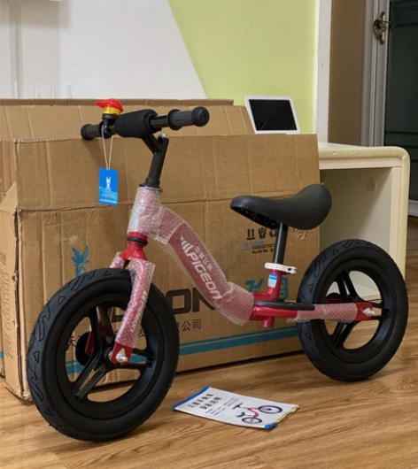 【清仓特价】全新12寸飞鸽儿童弯梁平衡车（...