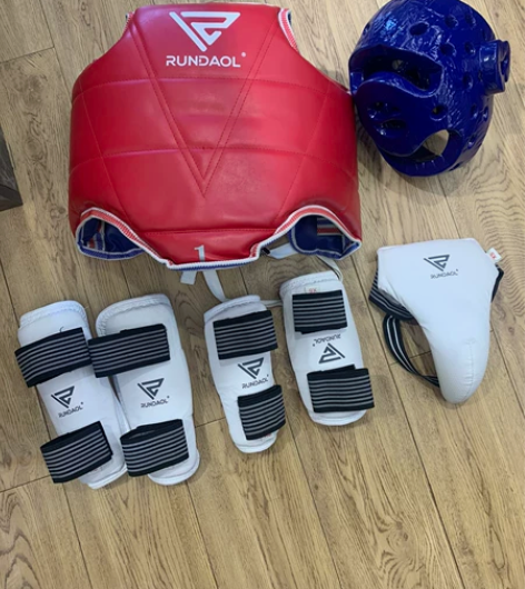 护具一套1号 9.5 新 感兴趣的话点“我...