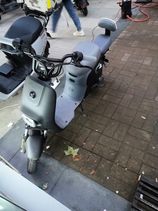 九号电动B35锂电池 准新车一个月不到9....