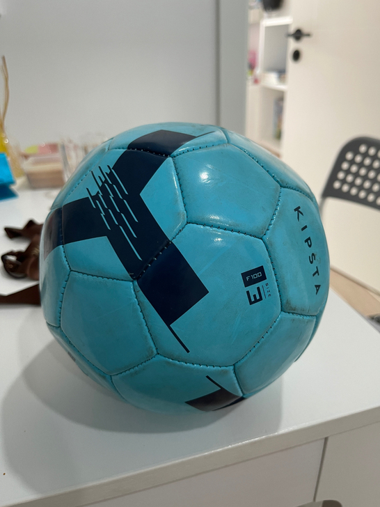 迪卡侬足球 3号 适合4-7岁小朋友使用