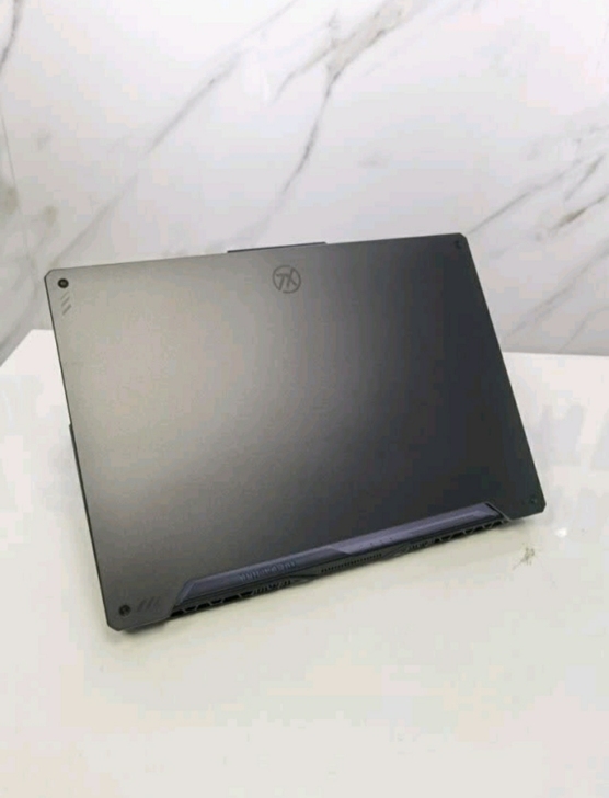 华硕(ASUS)天选2 15.6英寸游戏笔...