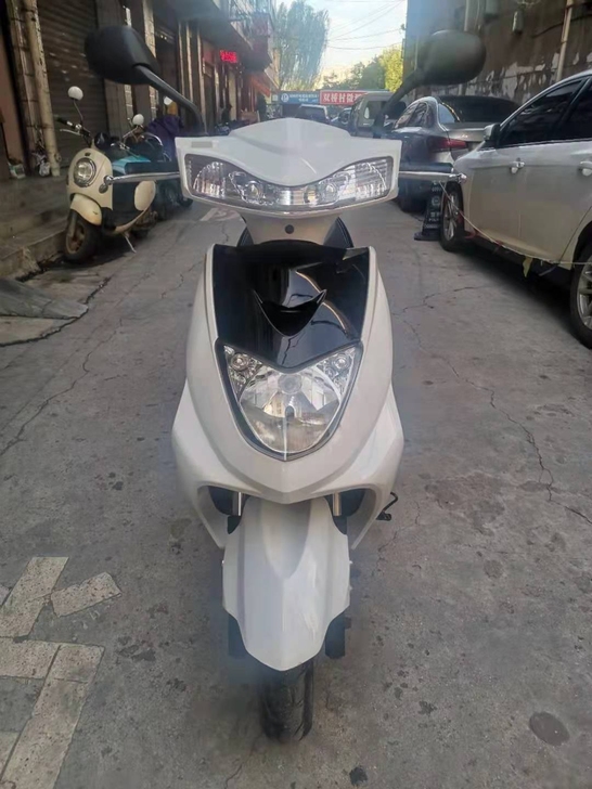 72付20安台铃迅鹰电动车，前碟后鼓，三档...
