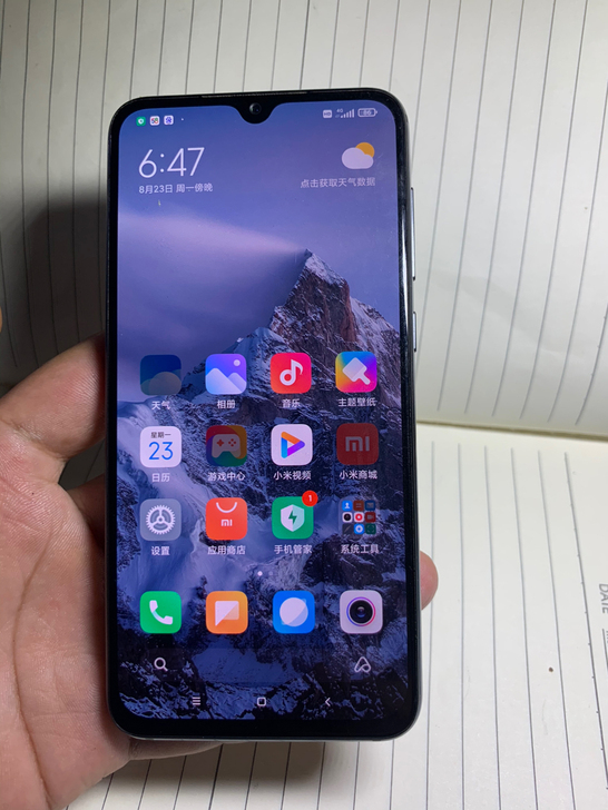 小米9se全网6+128手机成色外观如图所...