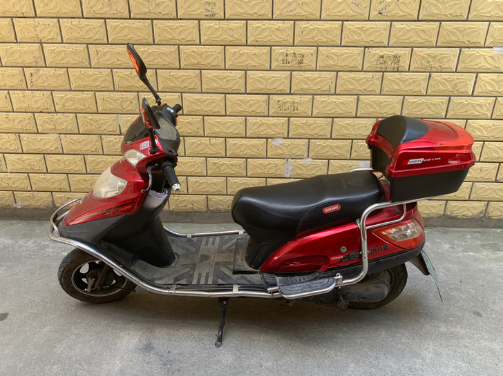 自用电动车，72v22A，续航里程约50$...