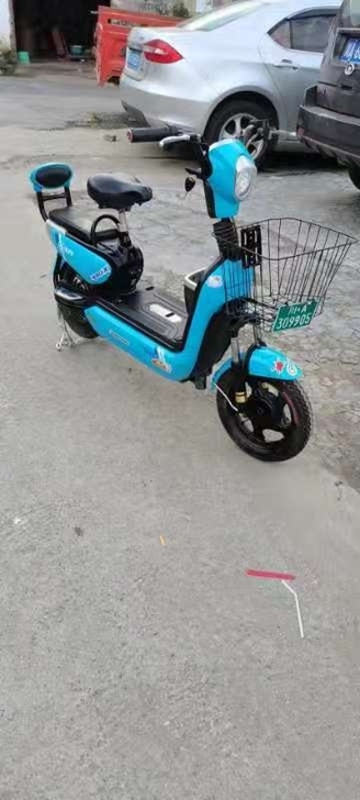 轻便电动车48伏12安，可行驶40公里左右...