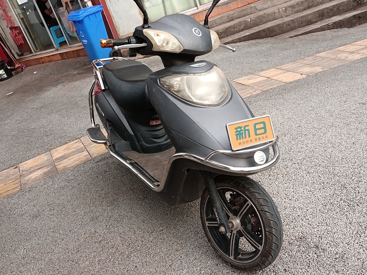 新日电动车，72V20A