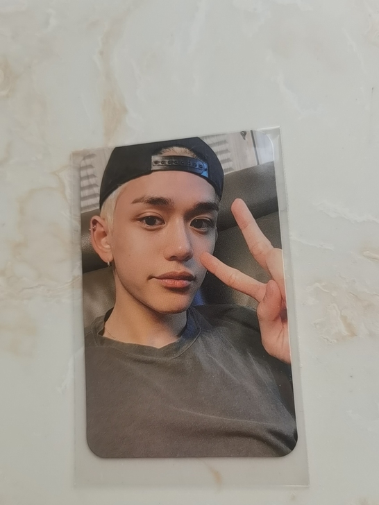 正规一lucas 黄旭熙 棒球帽