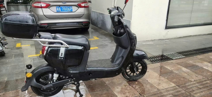 新大洲电动车， 新国标黄牌！
