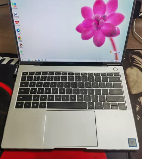 华为matebook x pro 2018...