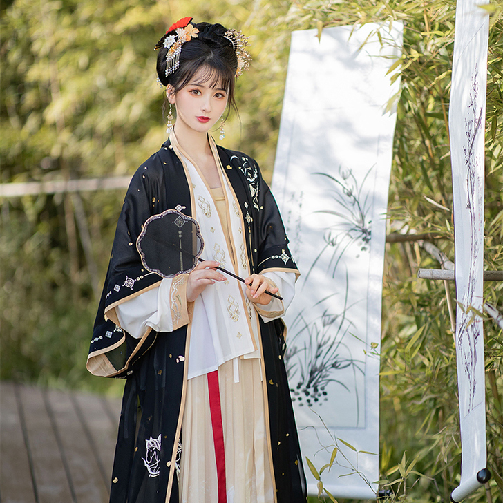 池夏 宋词:破阵 宋制长干寺长衫短衫百迭裙...