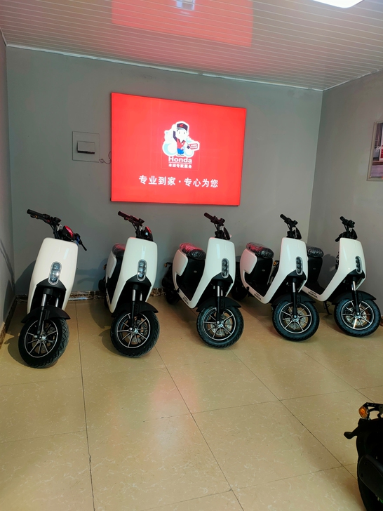 全新新大洲本田电动车，3680包括电池的价格