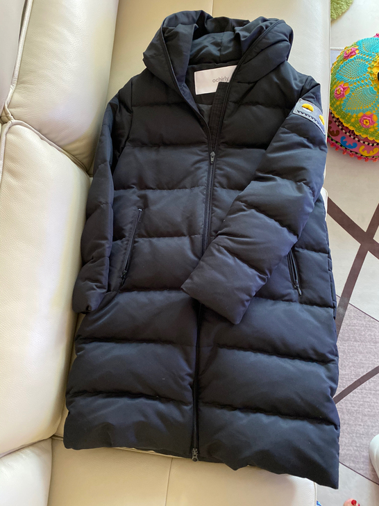 ochirly黑色羽绒服，专柜正品。160...