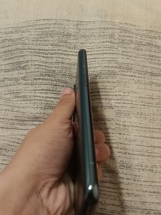 发布一部一加9pro 5g，国行，双卡全网...