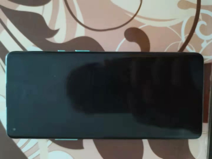 个人自用一加8Pro，8+128g，已过保...