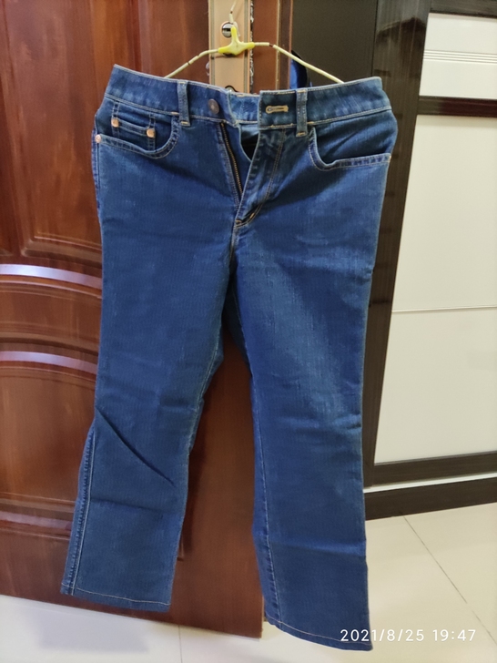 全新微喇牛仔裤，适合153或以下身高的MM...