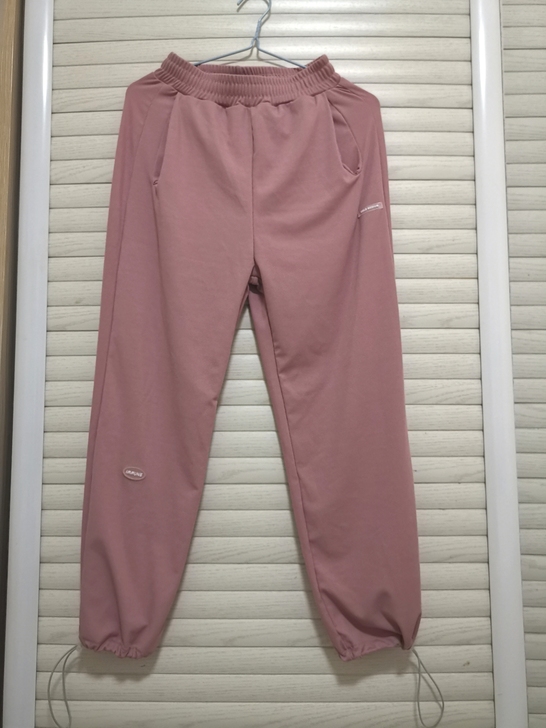 全新粉色松紧直筒裤