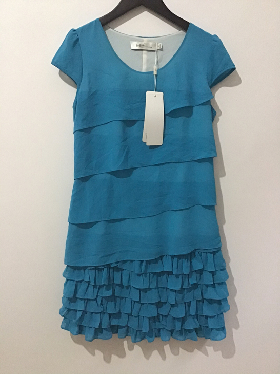 全新湖蓝色雪纺褶皱蛋糕裙连衣裙