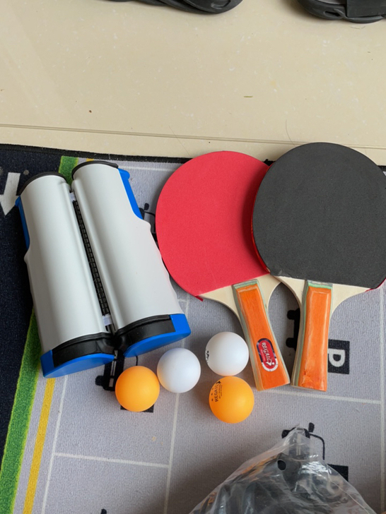 儿童玩具 一体式便捷乒乓球 做工一般 随便...