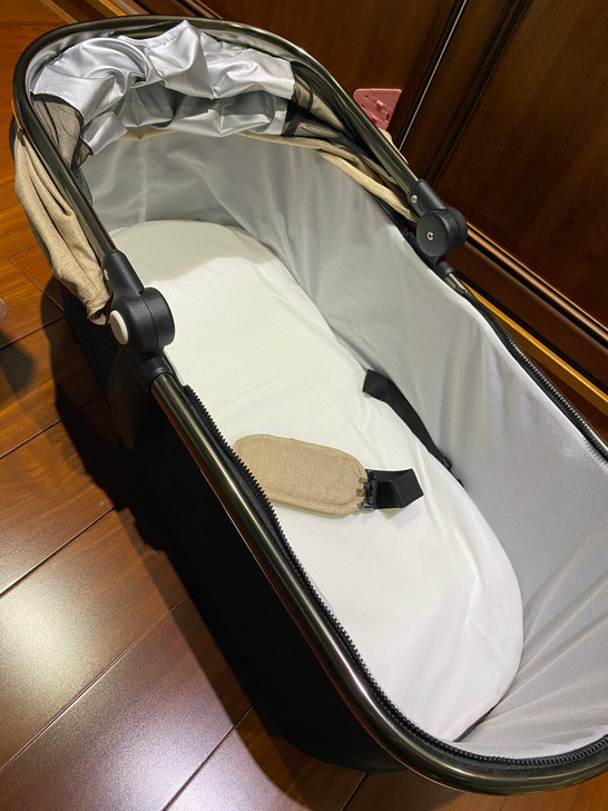 闲置睡篮，只用过一次！9.9成新！！499...