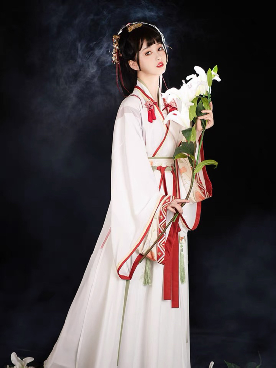 池夏 繁花入梦:云裳仙晋制直领交窬裙原创改...