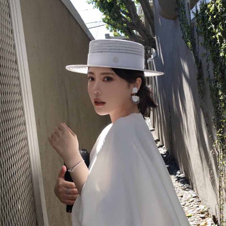 拉菲草帽女夏天细麻双m标白色平顶帽子时尚名...