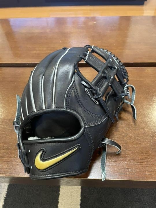 絕版NIKE BASEBALL輝系列棒球手套