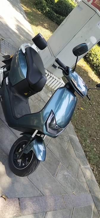 台铃狮子，72伏20安，可行驶70公里左右...