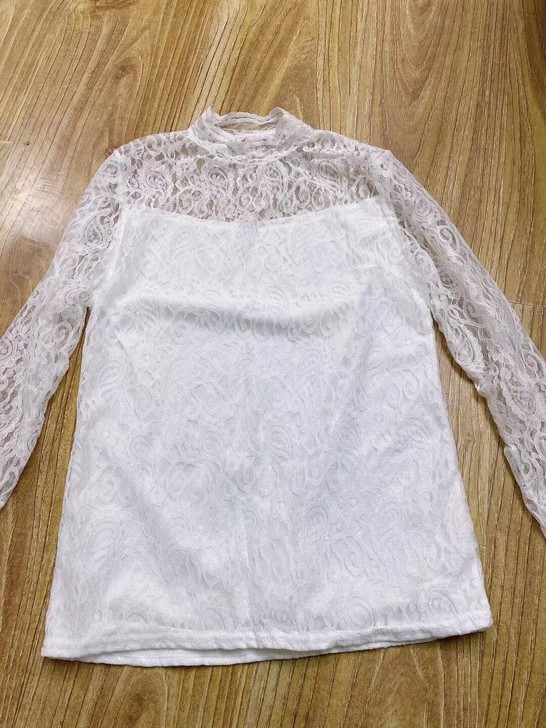 白色蕾丝衫 假两件