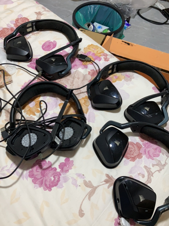 海盗船 void耳机 故障机，配件  4个...
