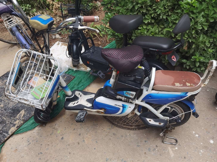 爱玛电动车