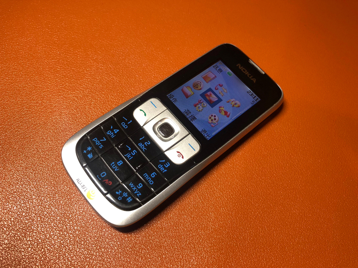 诺基亚2630，成色好，