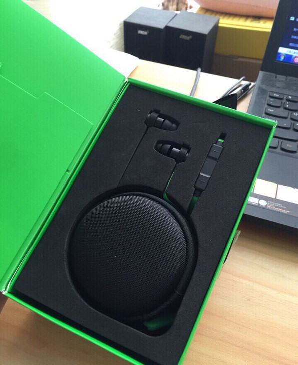 闲置Razer雷蛇 战锤狂鲨专业版V2入耳...