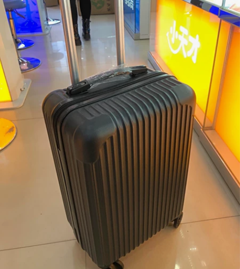 【捡漏】行李箱男26拉杆箱女学生小密码皮箱...