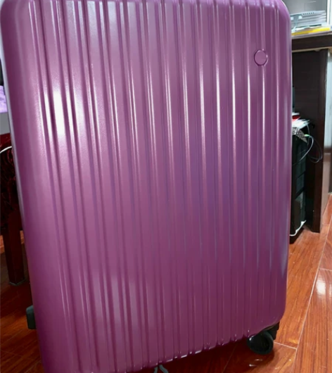 基本全新    iTo正品旅行箱，29寸，...