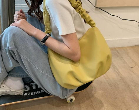 果柠莞尔 女士包 感兴趣的话点“我想要”和...