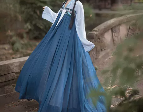 桔屿阿司南汉服，六米裙摆，上衣加襦裙加大袖...