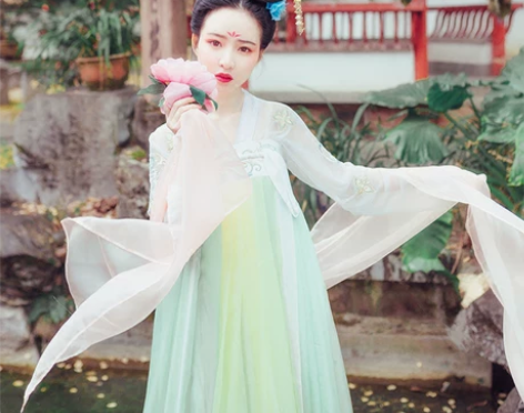 都城南庄新品汉服女齐胸襦裙原创绣花襦裙两件...