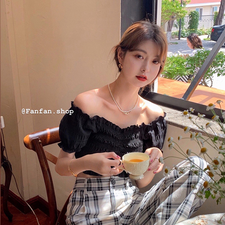 范智乔 一字肩上衣女夏露肩锁骨黑色高腰露脐...