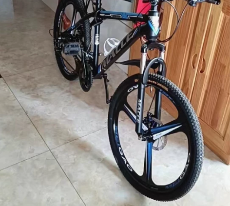 【特价亏本】山地车越野车减震赛车通勤单车男...