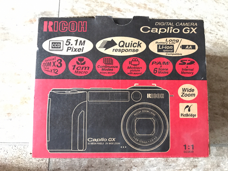 理光复古相机Caplio GX。有轻微使用...