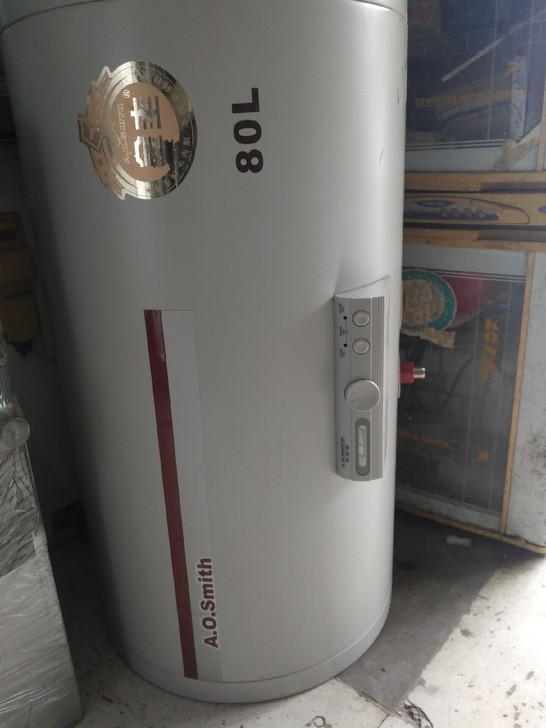 史密斯80升热水器。低价转让。不发外地。需...