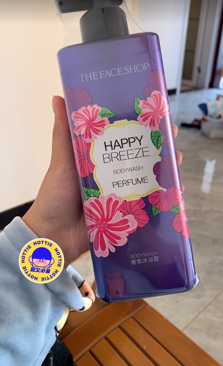 【美妆店倒闭】还有2箱菲诗小铺香水沐浴露5...