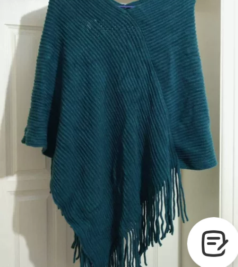 全新围巾披肩斗篷130斤都好穿的，质量超好...