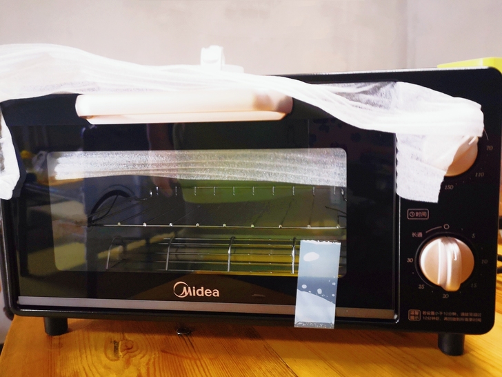 美的烤箱10L，全新包邮，支持重庆渝北自提