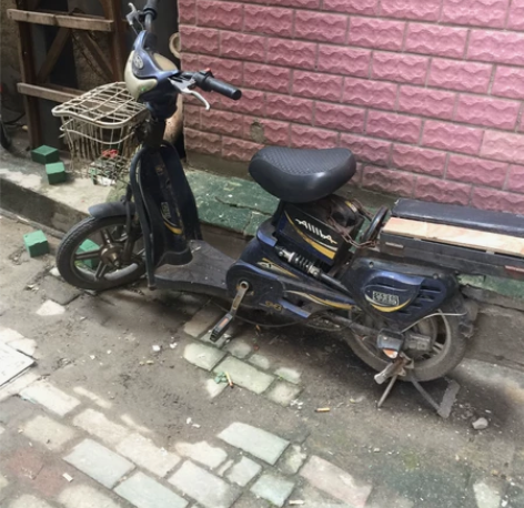 电动车特价处理，有牌照 感兴趣的话点“我想...