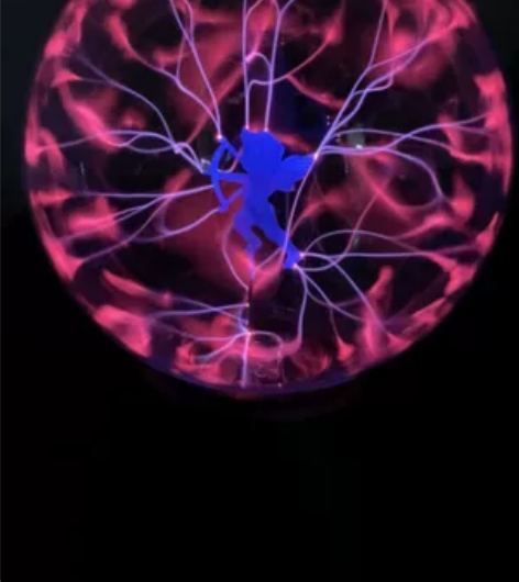 这是完好的哦 一个非常神奇的静电水晶球 但...